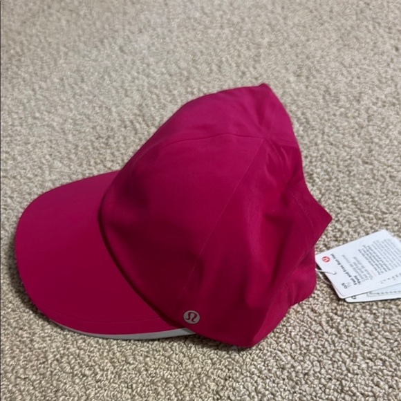 LULULEMON FAST AND FREE RUN HAT PONY